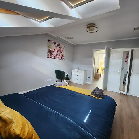 Center -m Apartment *